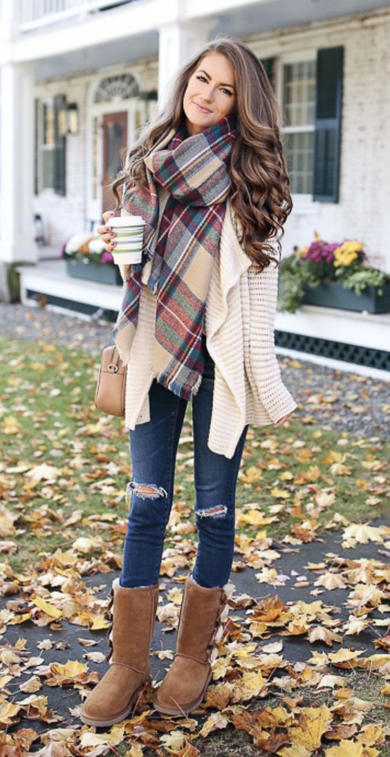 Comfy and Stylish UGG Boots Ideas for Winter - Fancy Ideas about Everything