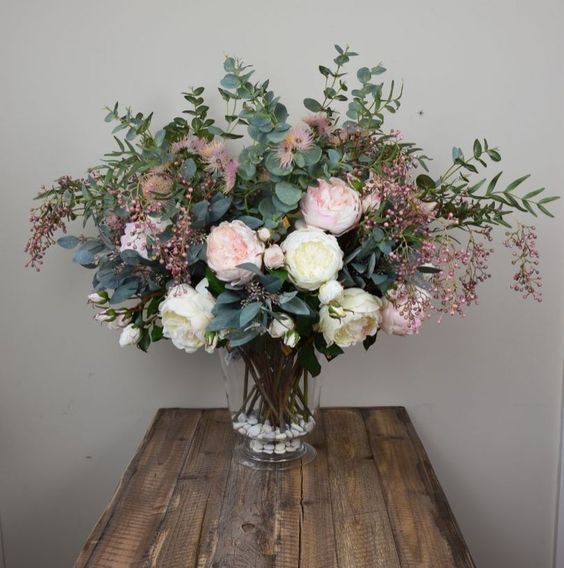 DIY Floral Arrangements to Brighten up Your Day