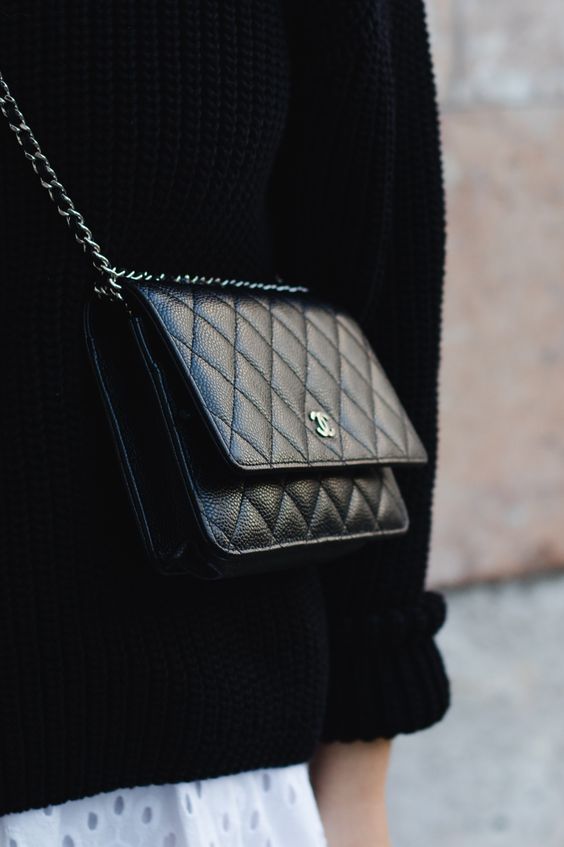 Iconic and Fashionable Chain Bags Worth Having