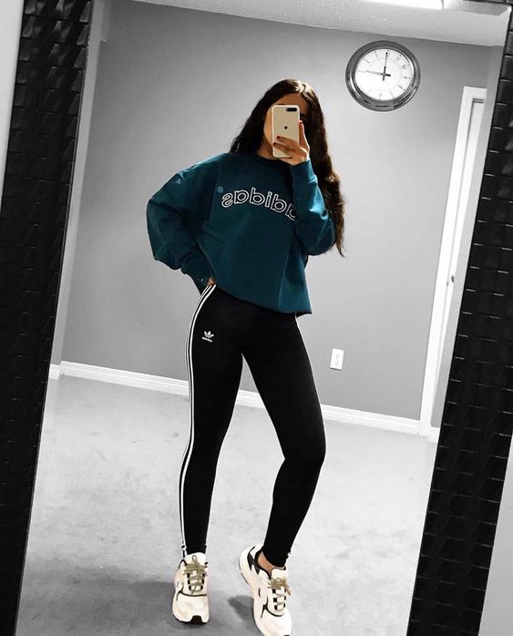 outfits to wear with adidas leggings
