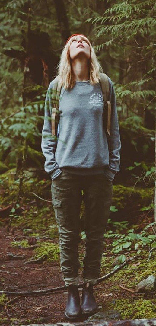 27 Awesome Women Hiking Outfits That Are in Style - Fancy Ideas about