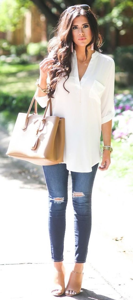 Stylish Summer Outfits for Women Over 40