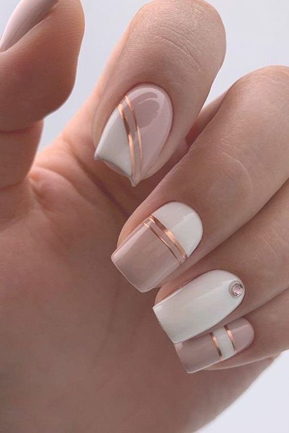Stylish and Classy Nail Designs to Impress