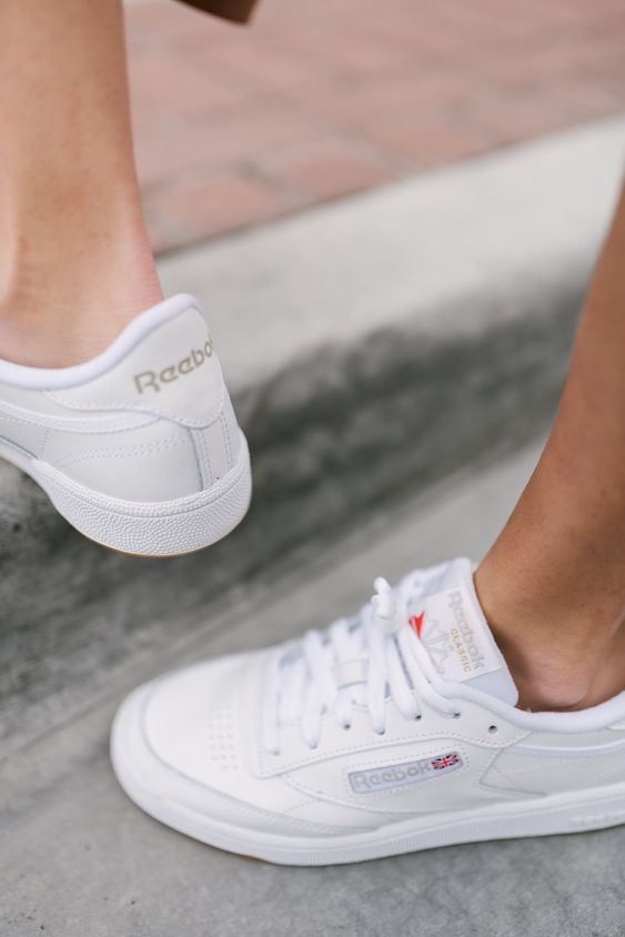 32 Versatile and Comfortable White Sneakers for Any Occasion - Fancy ...