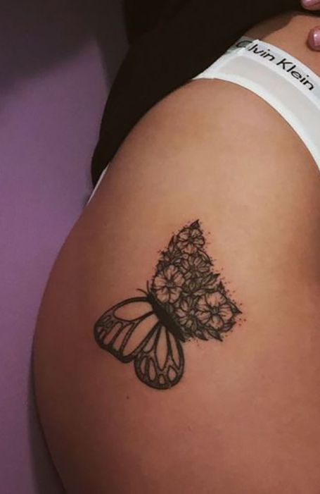 26 Fun and Attractive Small Hip Tattoo Designs  for Women 