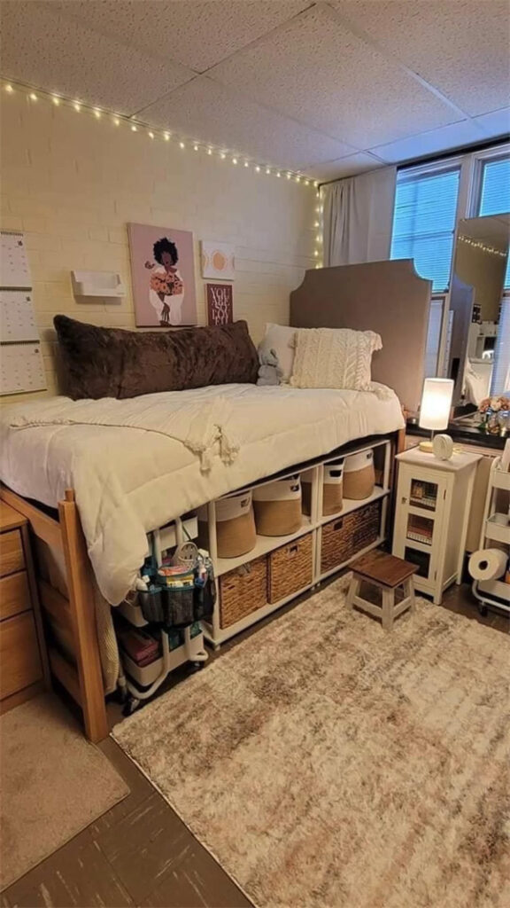 33 Creative and Chic Dorm Room Decorations You Want to Copy Fancy Ideas about Everything
