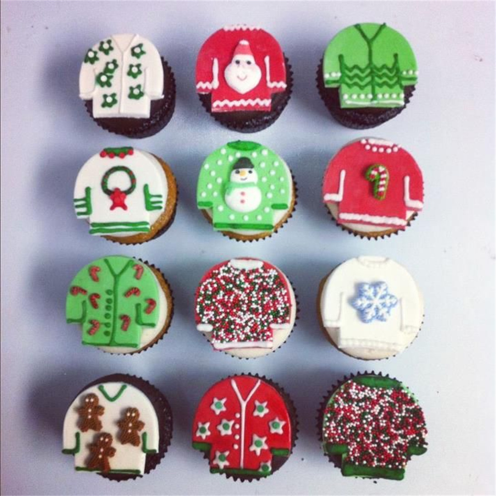 ugly sweater Christmas cupcakes