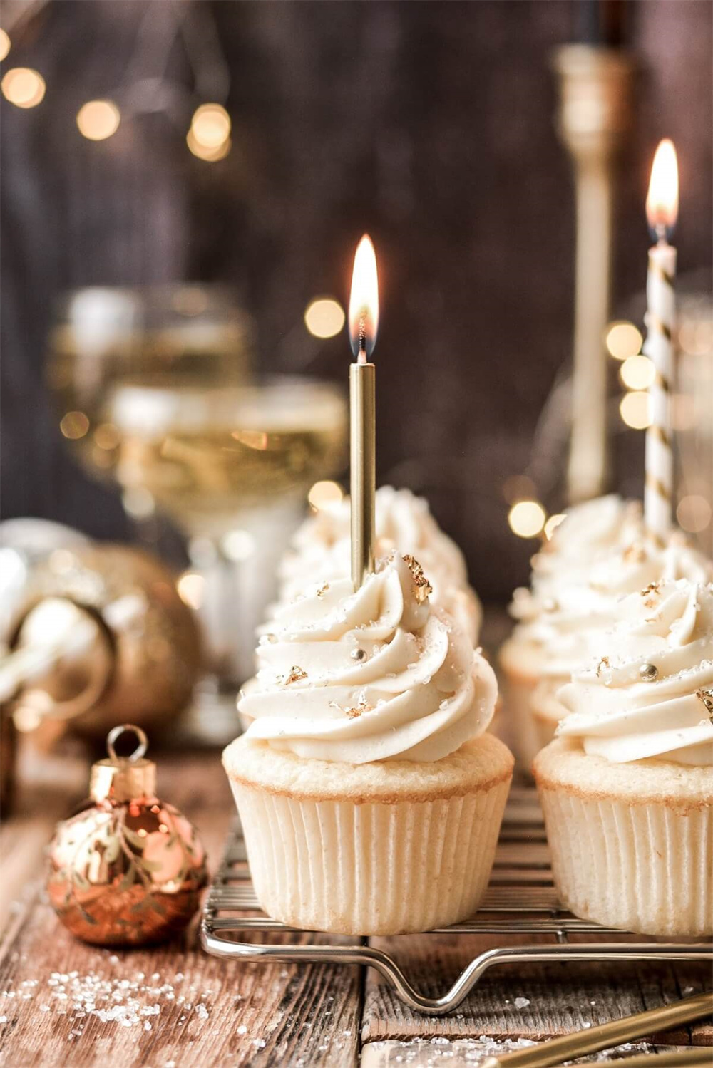 sparkling champagne cupcakes